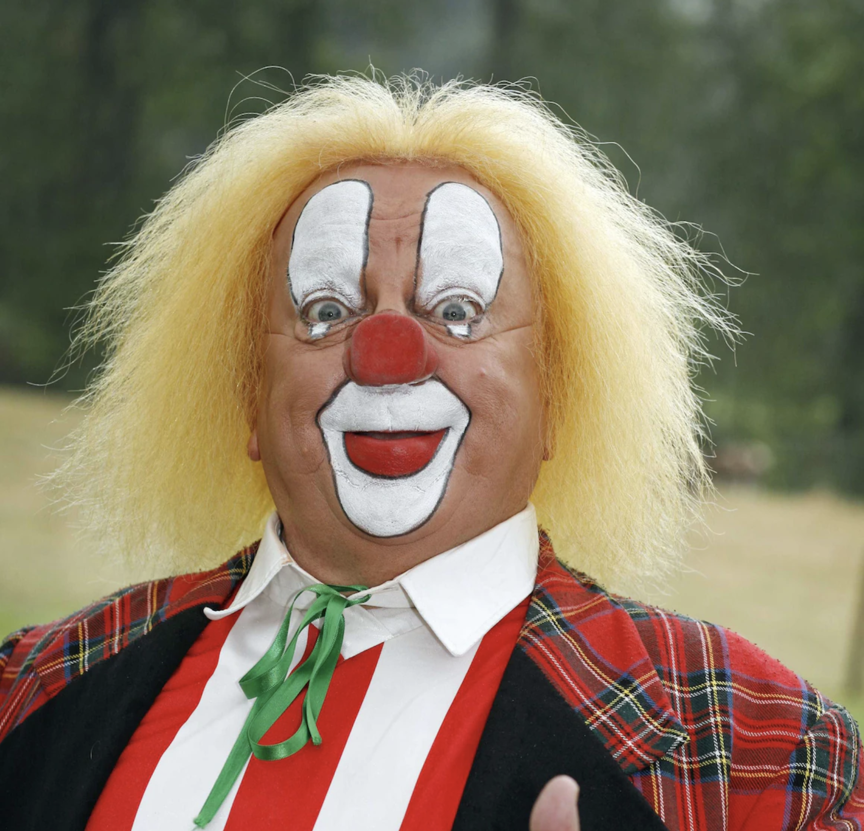 Gust en Katoo trouwen 2025